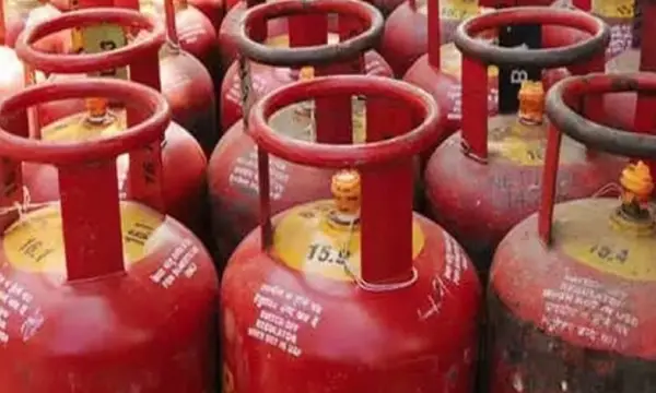 LPG gas cylinder price drop: 19 kg cylinder rates slashed by Rs 99.75; check latest prices in Delhi NCR, Mumbai