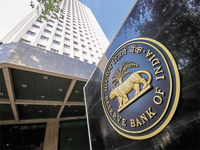RBI puts bank licences on tap, excludes big groups