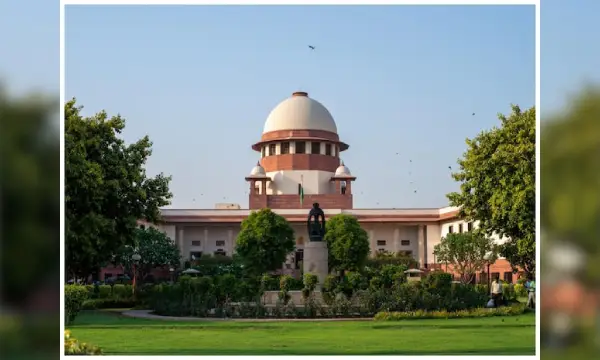 SC to hear plea challenging Bombay HC's ban on hijab, burqa in colleges