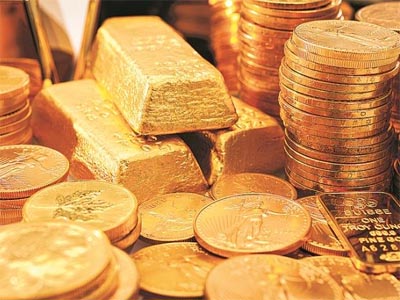 Gold slips below Rs 30,000-mark on weak global cues