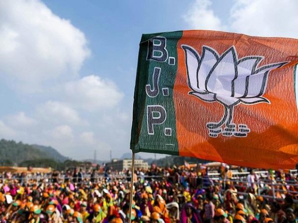 BJP accuses Mayawati, Owaisi of doing communal politics in UP