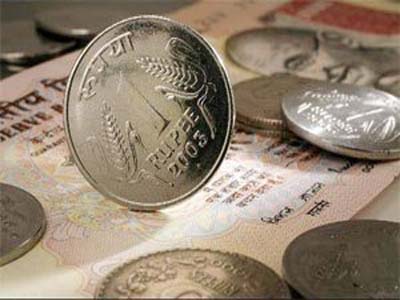 Rupee good run continues, gains 19 paise vs US dollar