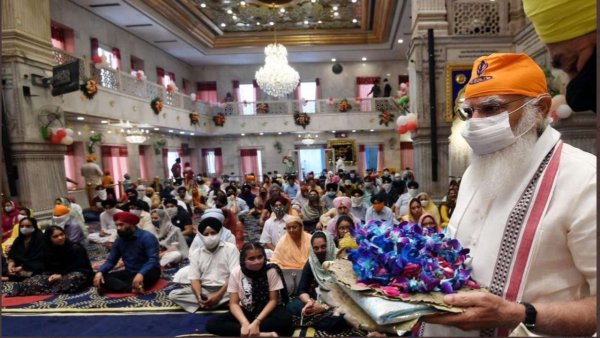 PM Modi extends greetings on Guru Tegh Bahadur's 400th Prakash Purab, visits Gurudwara Sis Ganj Sahib