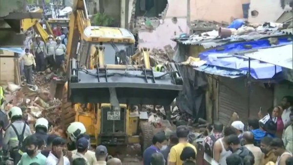 Mumbai Rains: 11 die as residential building collapses, rescue operations on