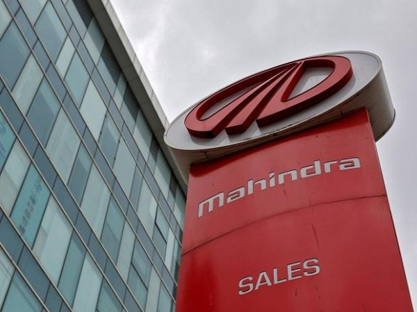 M&M expects drop in production, sales at auto division over supply shortage