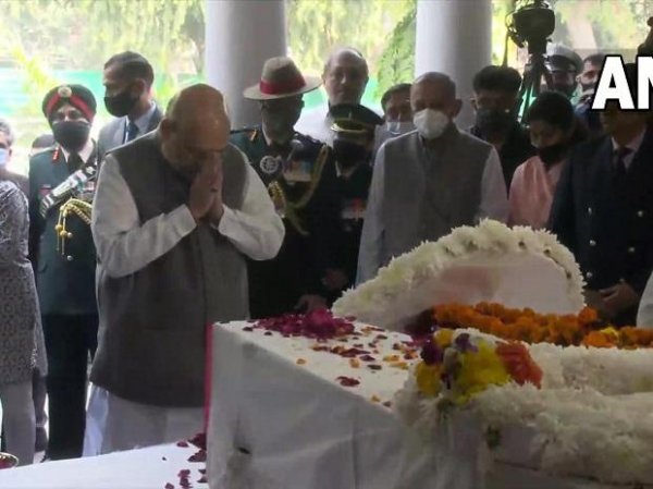 Amit Shah, NSA, Rahul Gandhi pay last respects to CDS Rawat, his wife