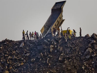 Coal India ltd plans to shut about 100 unprofitable mines