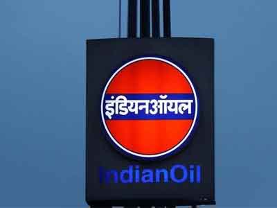 Adani, IOC, HPCL, BPCL in fray for city gas licence; govt gets 400 bids