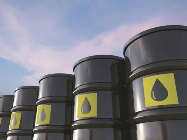 Iran ready to supply required oil for world market, says official