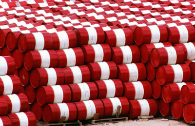 Oil falls further in Asian trade