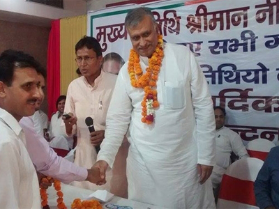 BJP leader Brijpal Teotia injured after assailants fire 100 rounds at his convoy