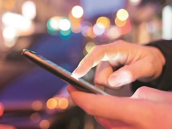 Jio adds 3.5 million customers in July, Voda Idea loses 3.7 million: Trai