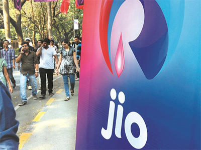 Reliance Jio does a U-turn, admits to data leak in police complaint