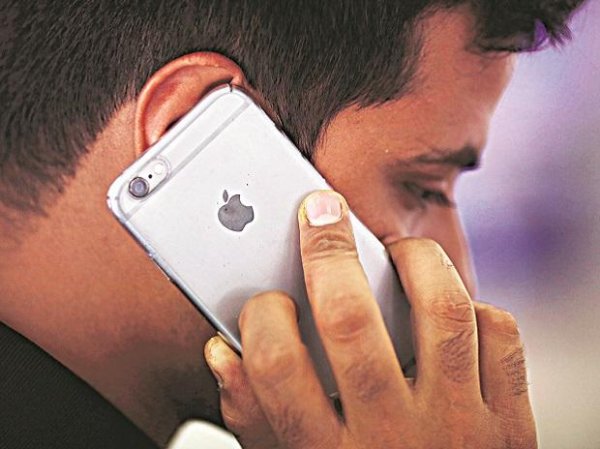 Apple seeks 20% rise in new iPhone production for 2021, sees more demand