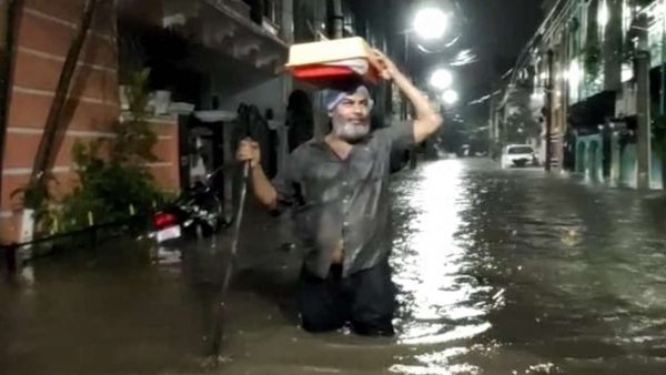 Heavy rains lash Telangana, CM orders administration to remain on high alert