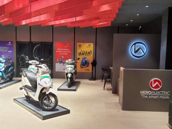 Hero Electric joins Log 9 Materials for 15-minute EV charging