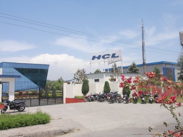 HCL Technologies dips 2% on profit booking post December quarter results