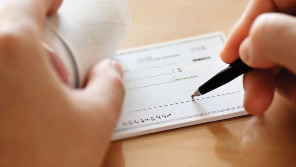 Alert! Customers of these banks won't be able to use existing chequebooks from April 1