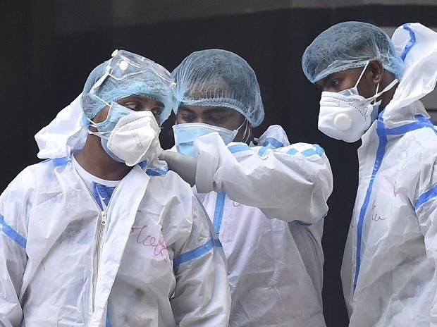 India records 3,26,098 Covid-19 cases, 3,890 deaths in last 24 hrs