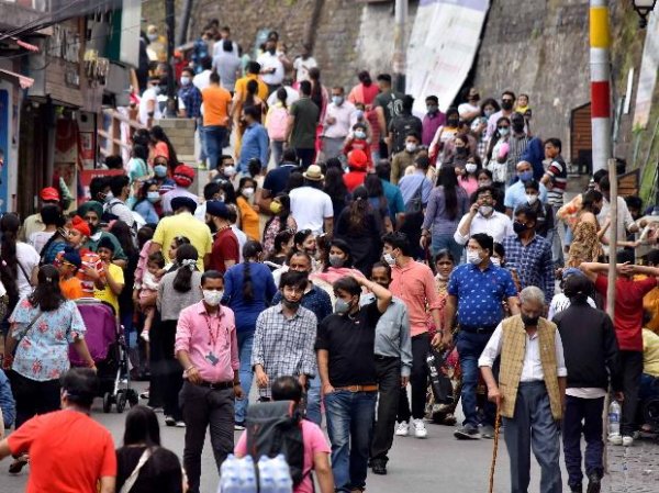 India records 41,806 fresh Covid-19 infections; active cases at 432,041