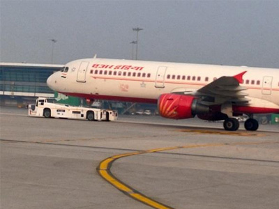 Air India becomes the first to use Taxibot on commercial Airbus flight