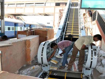 Govt clears proposal to redevelop 400 railway stations 