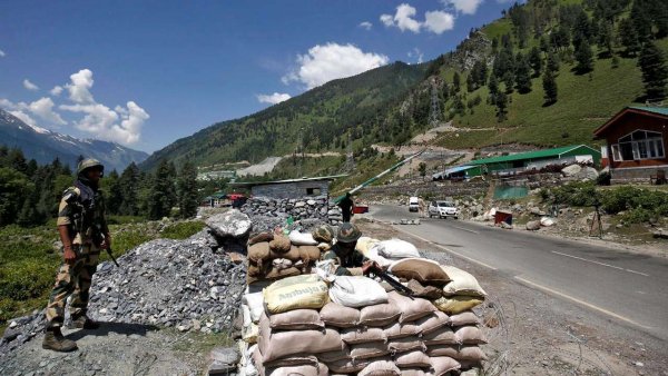 BSF shoots dead Pakistani intruder on Jammu border