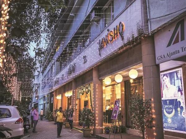 Rakesh Jhunjhunwala-owned Titan hits record high; zooms 30% in six months