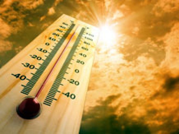 Mercury to touch 38 degree Celsius as Delhi's air quality turns 'very poor'
