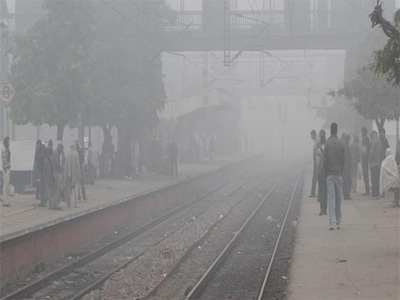 Fog reduces visibility in Delhi, 52 trains delayed, several rescheduled