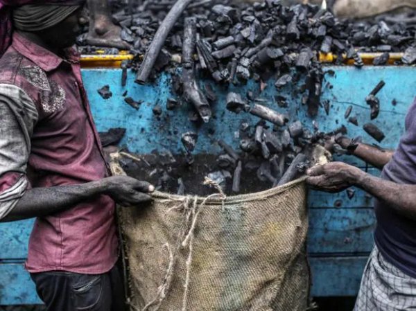 Coal India warns it may need to cut output without a price hike