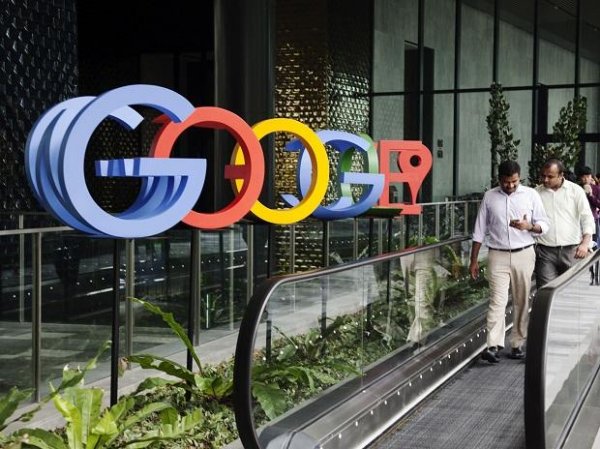 Google launches Showcase, to train 50,000 journalists in digital skills