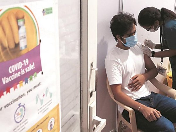 Apollo Hospitals, Dr Reddy's announce vaccination drive with Sputnik V