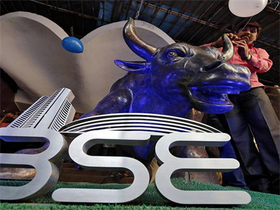 Sensex rises over 100 points; HDFC Bank, RIL lead gains