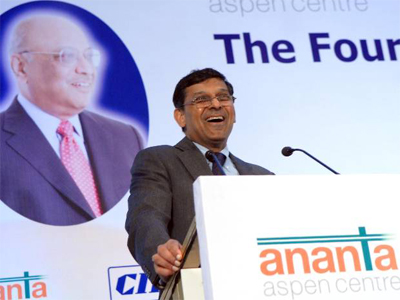 Rajan backs Aadhaar, seeks more clarity after SC ruling