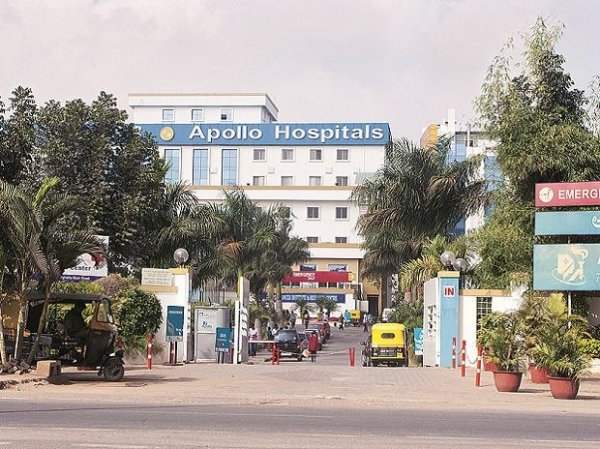 Apollo Hospitals hits record high on launch of Rs 1,000-crore QIP