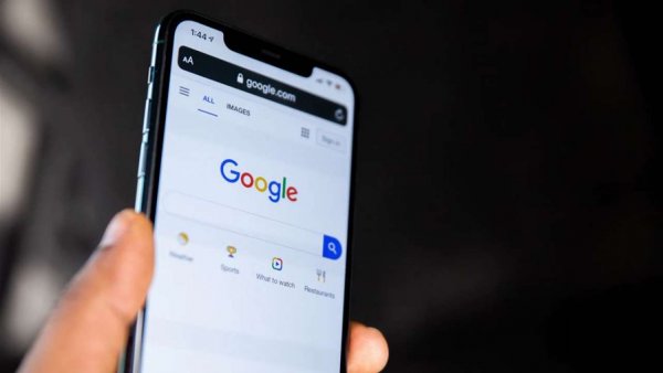 Google Alert : Use YouTube to save your data, Google will delete all your history from THIS app