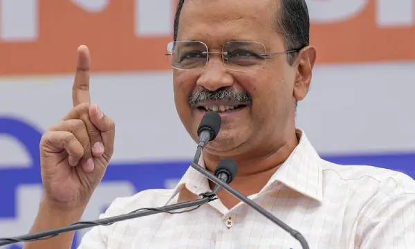 Women can now work at night in Delhi factories; Kejriwal govt changes rules