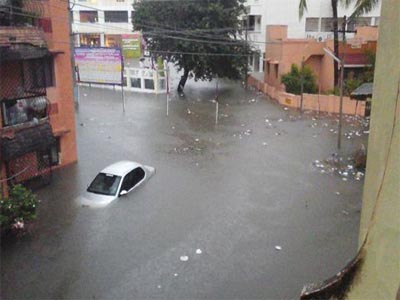 Tamil Nadu rains: CM Jayalalithaa seeks central assistance, Rajnath Singh assures help
