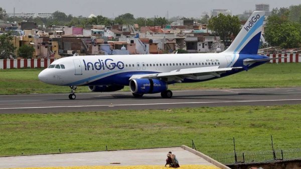 Indian flight makes emergency landing in Karachi after passenger suffers cardiac arrest
