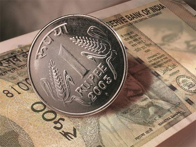 Rupee slips 20 paise to 69.63 against US dollar in early trade