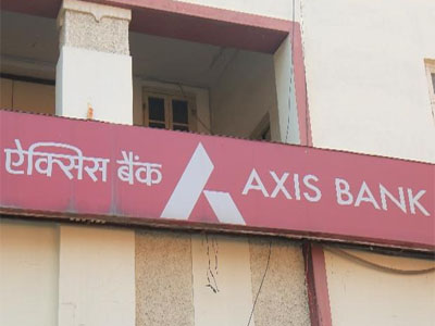 Axis Bank Q2 profit up 83% to Rs 7.9 bn on higher interest income
