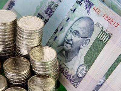 Rupee hits 2-week high of 66.14 against US dollar