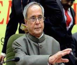 President Pranab Mukherjee warns Narendra Modi govt against dangerous ordinance habit