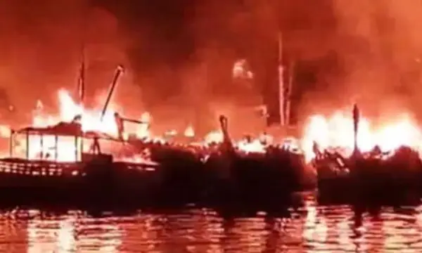 Andhra Pradesh: Nearly 40 boats gutted in fire at Visakhapatnam fishing harbour