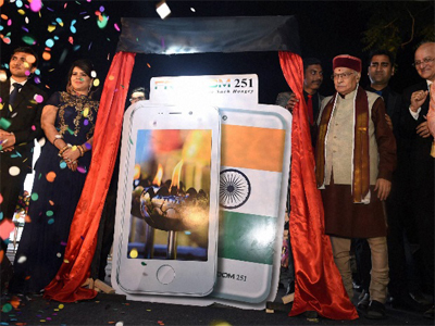 ‘Freedom 251’ mobile priced at Rs 251 gets 5 cr registrations; Ringing Bells may stop booking early