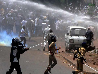 Gujarat: Amid violent stir, Patel community calls for Gujarat bandh today; security stepped up
