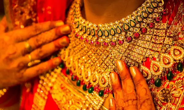 PC Jeweller hits 52-week high on staging turnaround in Q1; revenue up 158%