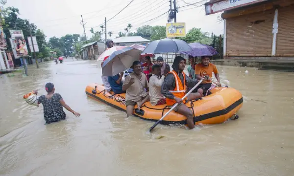 PM announces Rs 2L for kin of deceased, Rs 50K for injured in Tripura flood