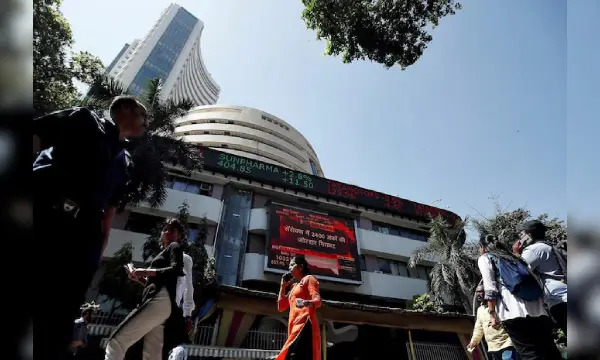 Investors lose Rs 4.12 trillion during morning trade as markets slump